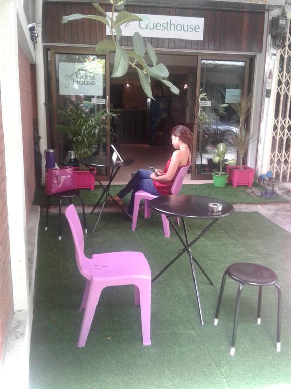 Yaya Guesthouse Bangkok Exterior foto